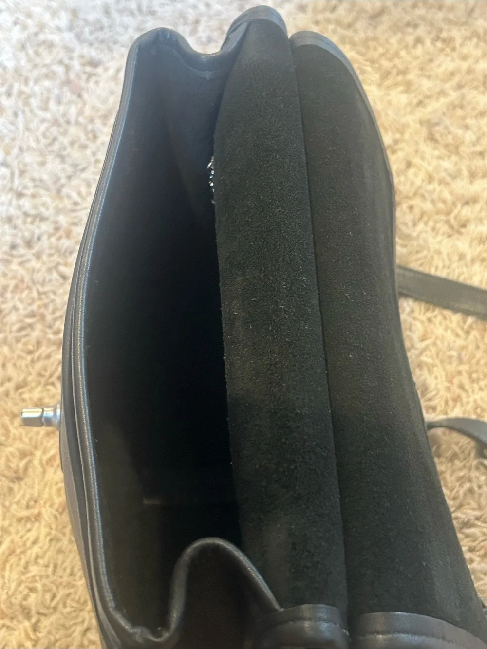 Vintage Coach Willis 9927 Black Leather Dowel Crossbody Bag